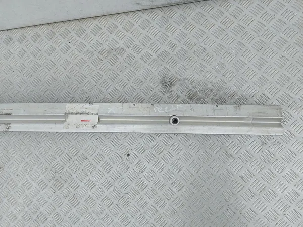 Etupuskuri BMW X3 E83 Uusi OEM 51113439780 image 3