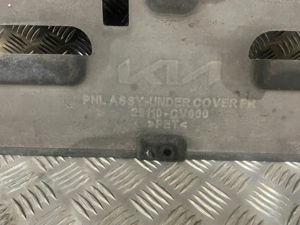 KIA EV6 Etupuskurin kansi OEM 29110CV000 image 5