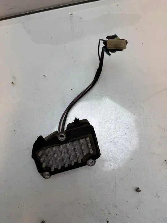 Contrôleur Ventilateur Chevrolet Blazer OEM 52474437 image 2