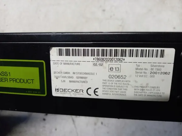 Cambiador CD Seat Alhambra I usado - OEM image 3