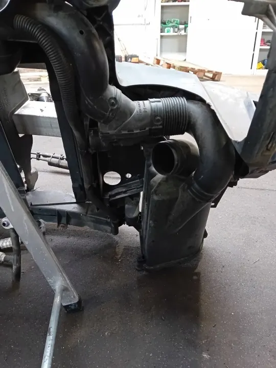 Luftfilterhus OEM 8Z0129620 för Audi A2 1.4 16V image 2