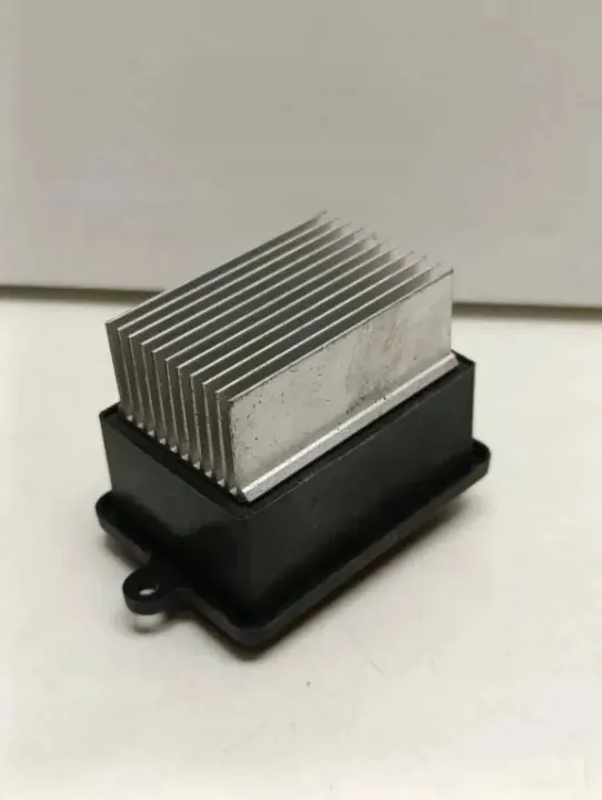 Relais de ventilateur de chauffage OEM 12VA43003000 Peugeot image 6