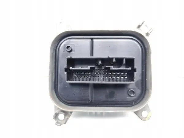 Tesla Model 3 LED-Scheinwerfer-Steuermodul 2020 image 6