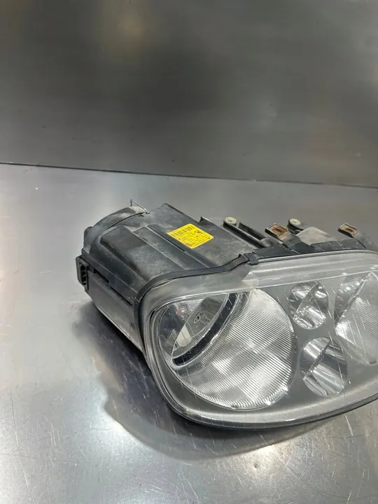 Volkswagen Touran I 2003 Oikea Etuvalaisin image 3