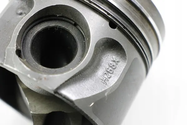 Pistón y biela Ford Transit MK6 2.0 TDCi image 4