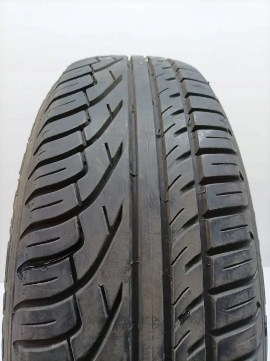 Michelin Pilot Primacy 195/65R15 Sommardäck Begagnad image 3