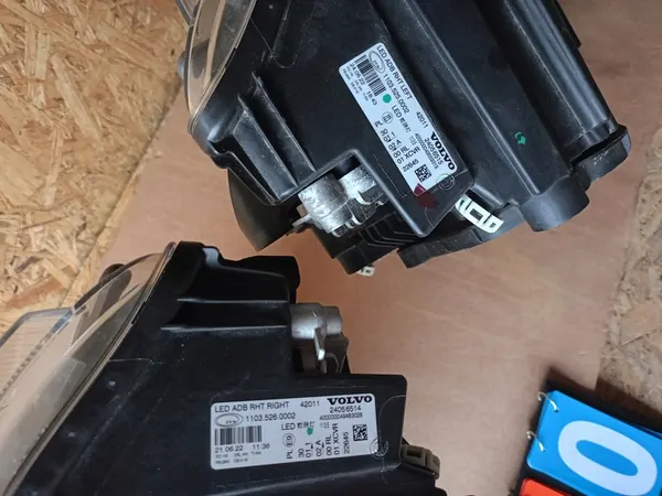 LED Ajovalo Musta Oikea Vasen Volvo FH5 image 5