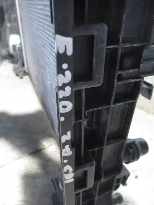 CX666003 Kit de radiateur pour Mercedes-Benz Classe E image 3