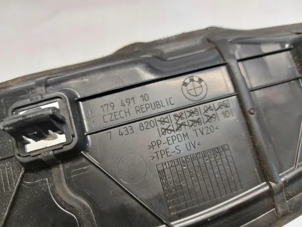 BMW OE 7433820 Pare-boue avant droit - Occasion image 3