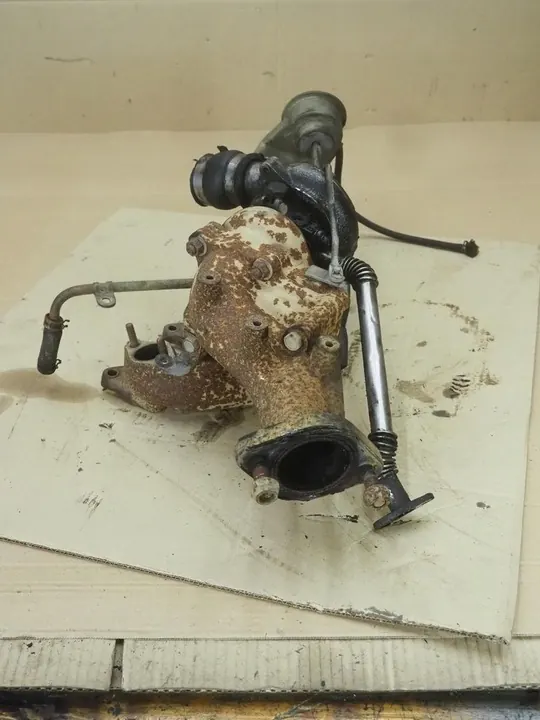 Turbo Hyundai H1 2.5 TD D4BF image 3