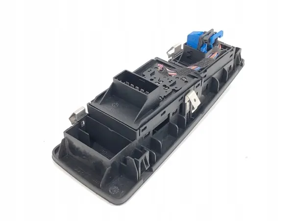 Raam Schakelaar Fiat Grande Punto Hatchback OEM 735380444 image 2