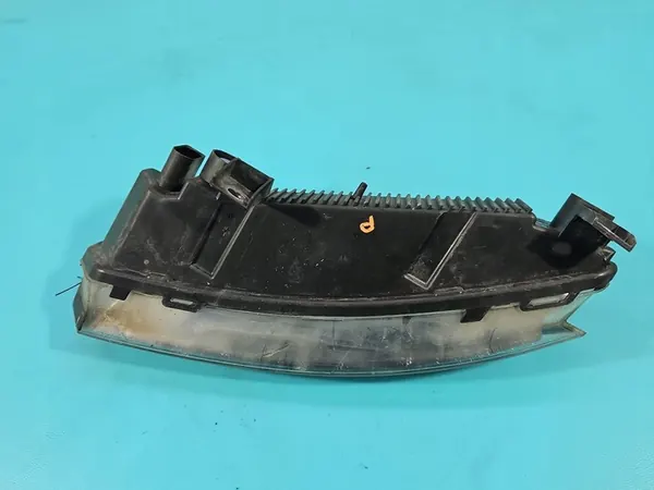 Farol de dia direito Skoda Octavia II image 5