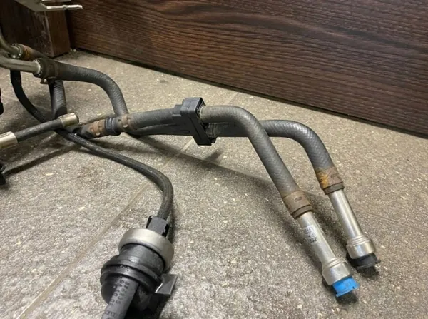 Gebrauchtes Einspritzteil OEM 721040412 für Volkswagen image 7