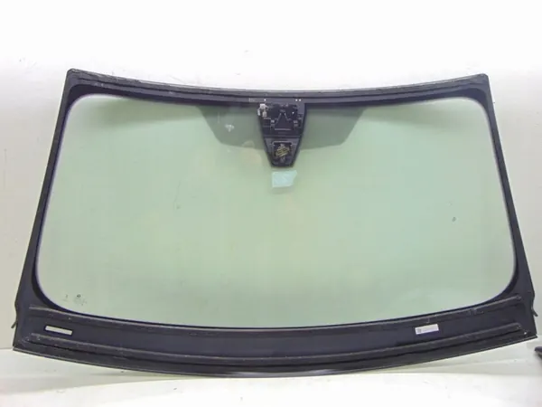 BMW Etulasi OEM 51 31 7 933 084 - Käytetty image 7