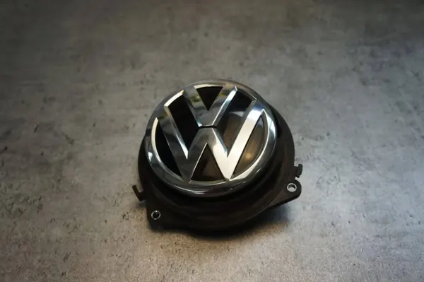 OEM 3AA827469B Bagageluckhandtags emblem VW image 2