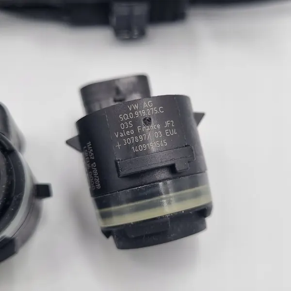 Etupuskuri-asennus AUDI A5 8W6 + ANTURIT OEM AUDI image 3