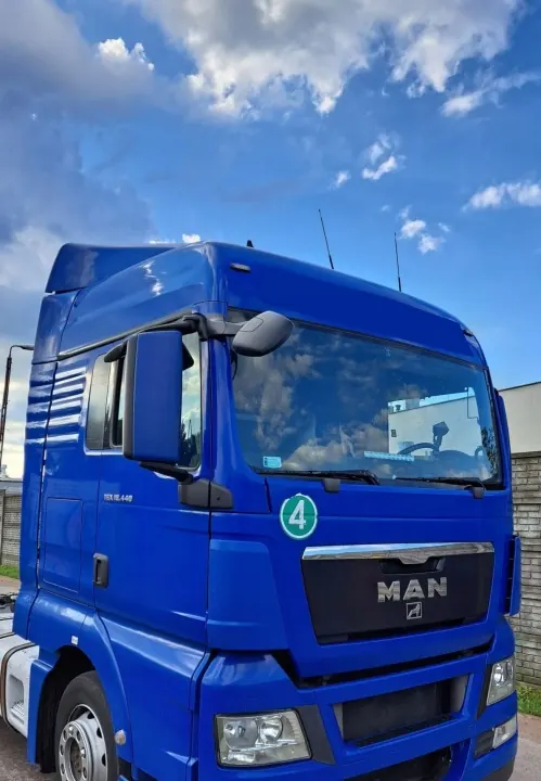 MAN TGX Kabinenrahmen + Türen - Gebrauchte OEM-Teile image 3