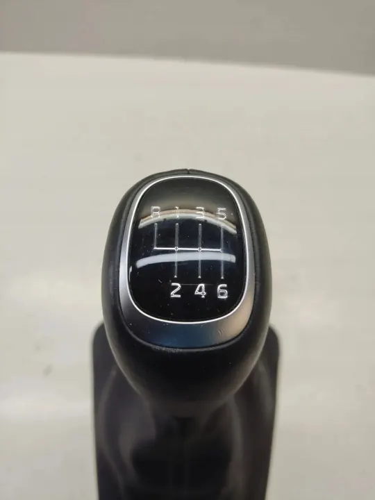 Kia Stonic 2022 Växelspak OEM 43700H5200 image 5
