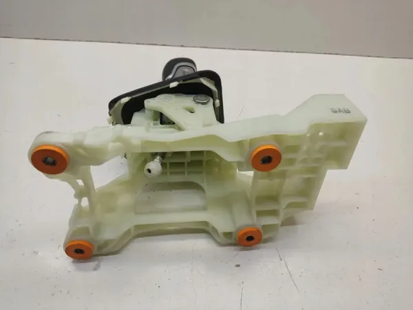 Kia Stonic 2022 Växelspak OEM 43700H5200 image 8