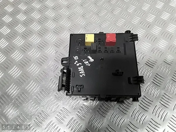 2005 Saab 9-3 Zekeringkast 1800 Turbo Benzine 12805847 image 4