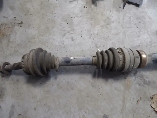 VOLVO S70 V70 I 96-99 Höger Lång Axel 2.0 10V image 3