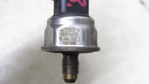 Sensor de combustível Nissan Qashqai J11 OEM 166392853R image 3