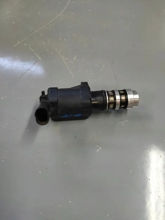 Oliedrukregelklep OEM 05L906455A - Gebruikt image 4