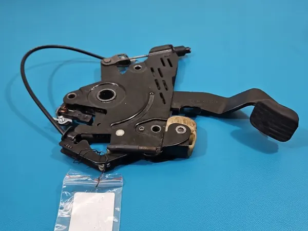 Handbromsspak Mercedes Vito W447 OEM A4474200084 image 4