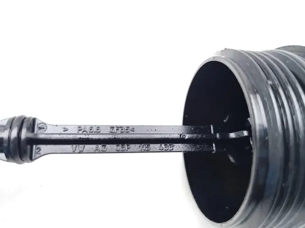 Skoda Fabia Öljynsuodattimen mutteri 1.2 TDI Diesel OEM 03P115433 image 6