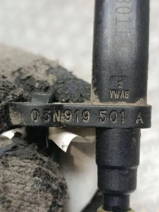 Sensor Temperatura Líquido Arrefecimento OEM 03N919501A VW image 4
