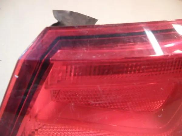 Luz trasera derecha SEAT LEON III image 3