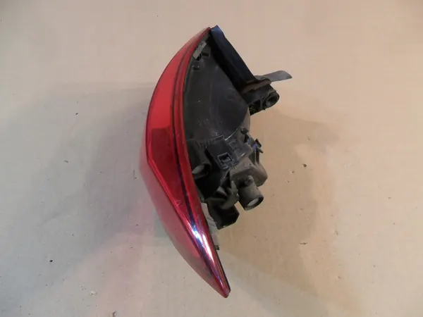 Luz trasera derecha SEAT LEON III image 8