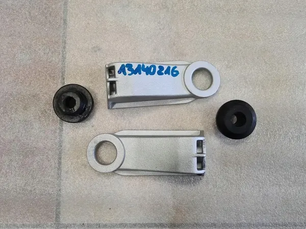 Suporte de radiador OPEL VECTRA C 13140216 image 1