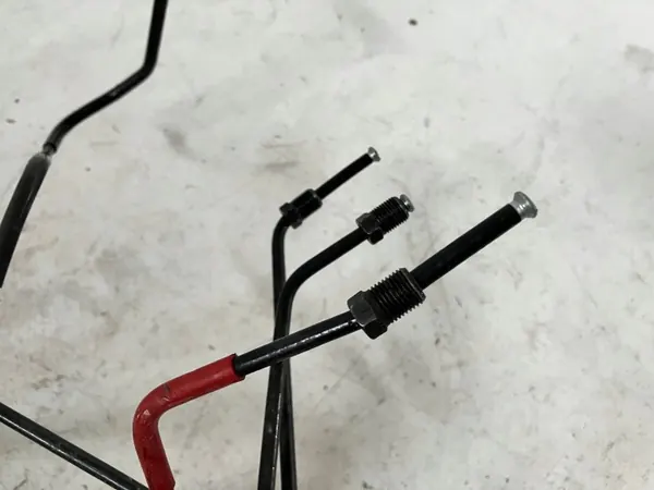 ABS-Pumpen-Bremsleitungssatz OEM OYT22873 - Gebraucht image 4
