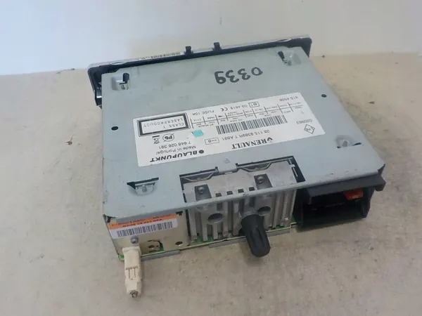 Radio OEM 281159389R avec code pour Renault Megane III image 3