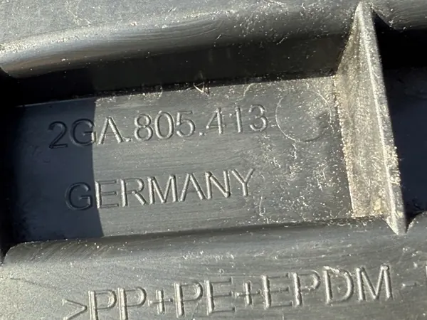 VW Golf 7 oikea etulokasuoja OEM 5G0805912T image 3