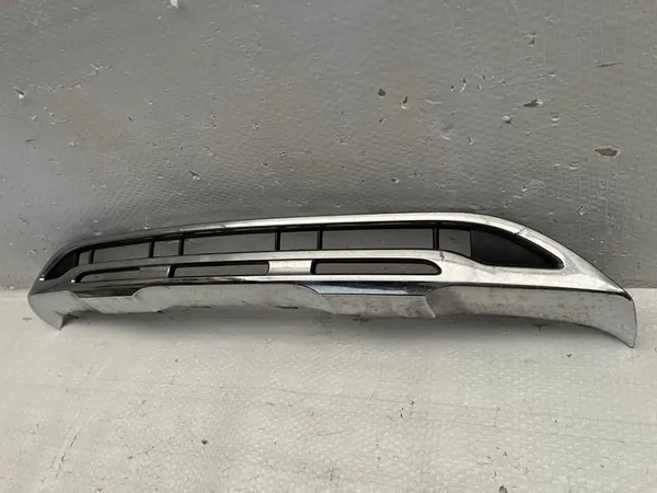 Rejilla de Parachoques Cromada Mercedes GLA A247 image 3