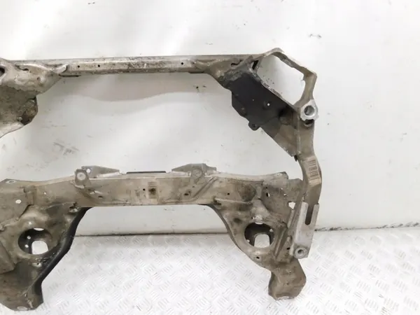 Brazo de control delantero SANKI PRZÓD BMW 1 E87 - Usado image 3