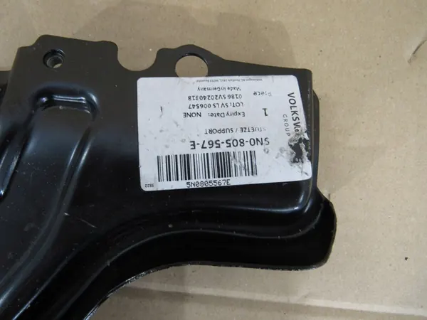 Volkswagen Lådfäste för Tiguan 2012-2016 OE 5N0805567E image 2