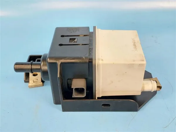 OEM HU5A-9C111-AB hiilifilteri Ford Explorer VI:lle image 2