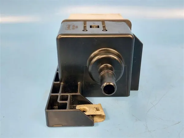 OEM HU5A-9C111-AB hiilifilteri Ford Explorer VI:lle image 3