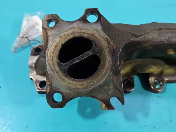 Colector de Escape OEM 9813936880 para Peugeot 3008 II image 3