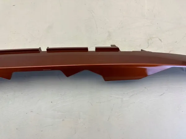 Moldura Portón Suzuki SX4 S-Cross OEM 83941-63T00 image 10