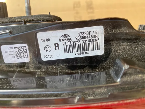 Luz trasera derecha Renault Clio 5 V HB image 5