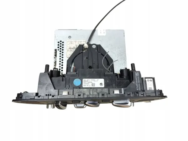 Skoda OE Radio & AC Panel OEM 1ST820045N image 5