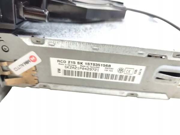 Skoda OE Radio & AC Panel OEM 1ST820045N image 6