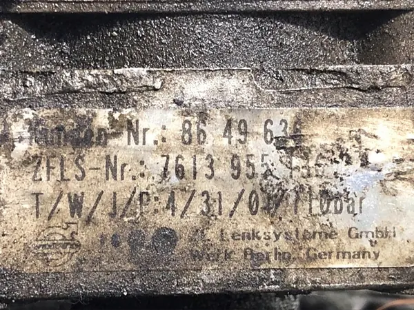 Bomba de direção assistida Volvo S60 I 2.4 170CV OEM 8649636 image 4