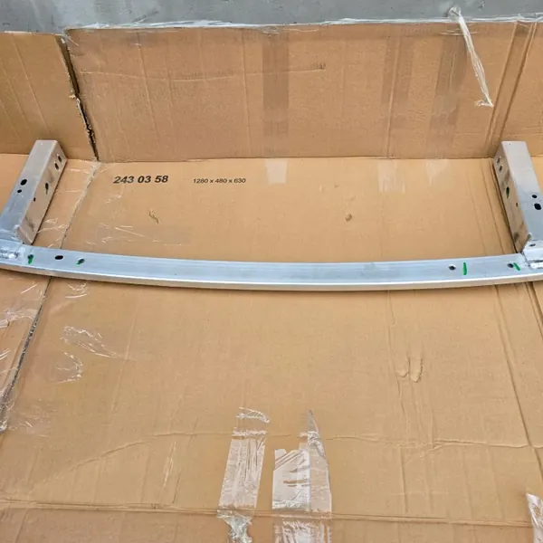 BMW 5 G60 G61 Voorbumperbalk OEM 51115A02FB0 image 3