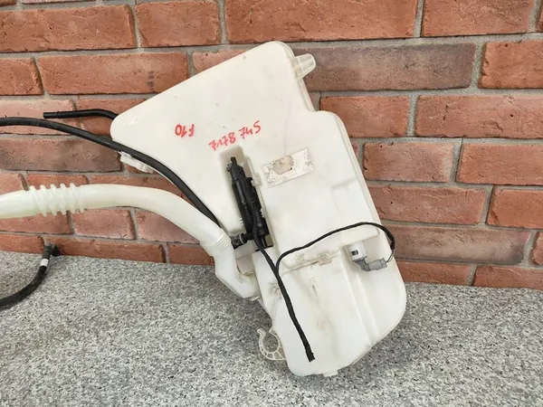 BMW F10 Pesunesteen Säiliö + 2X Pumppu 7178745 image 2