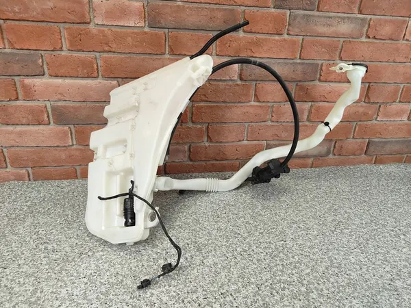 BMW F10 Pesunesteen Säiliö + 2X Pumppu 7178745 image 5